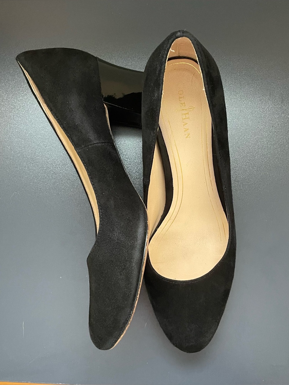 Cole Haan Black Women’s Suede Heels Size 7